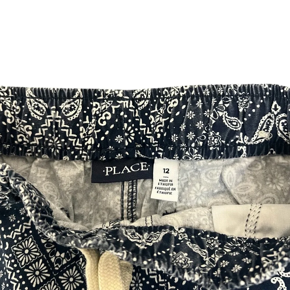 The Childrens‎ Place Boys Size 12 Navy White Paisley Print Drawstring Shorts